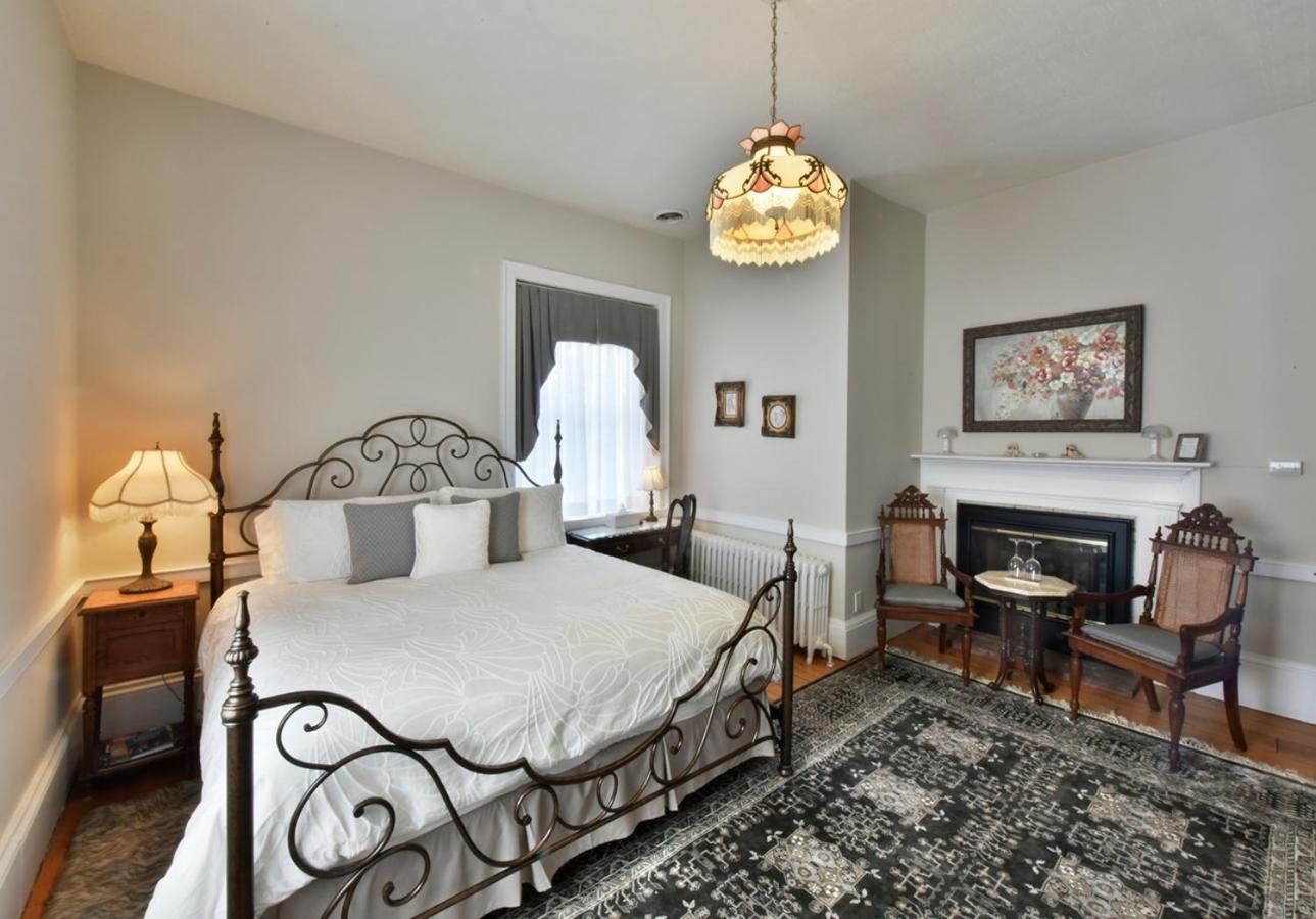 Niagara-on-the-Lake Brockamour Manor Bed And Breakfast المظهر الخارجي الصورة