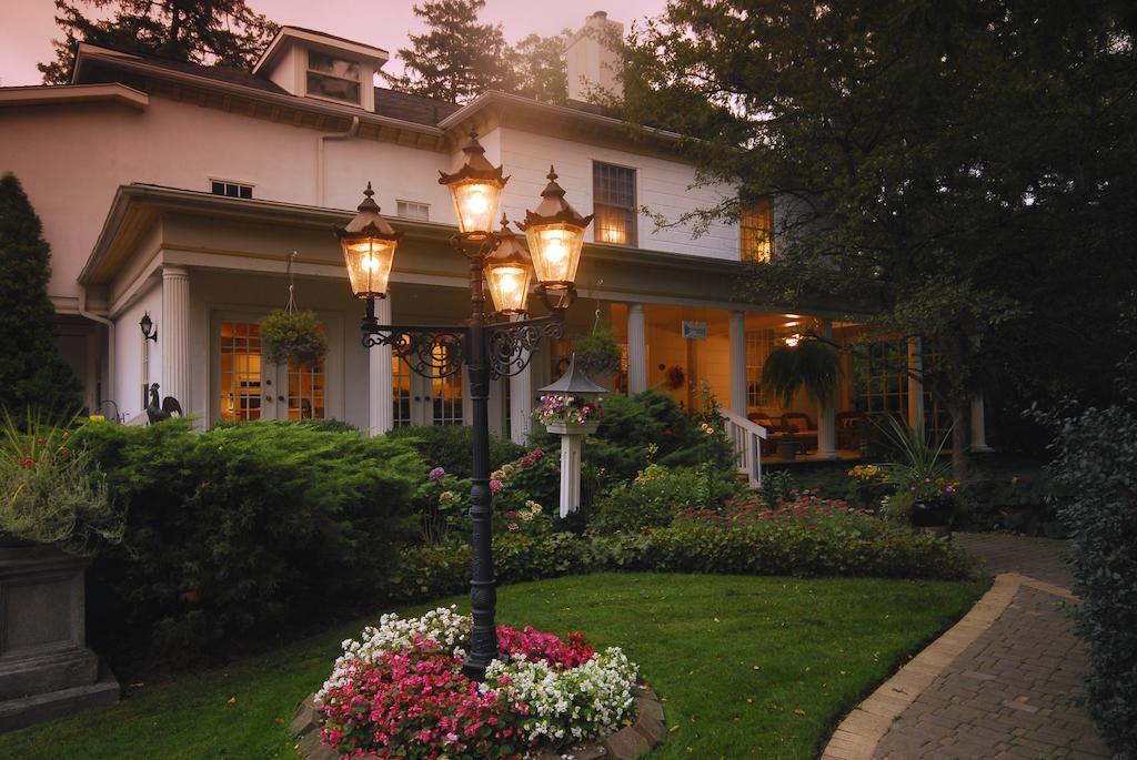 Niagara-on-the-Lake Brockamour Manor Bed And Breakfast المظهر الخارجي الصورة